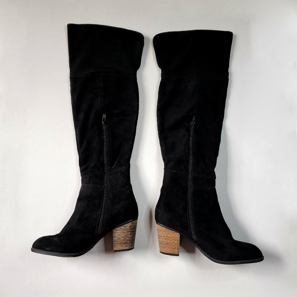 Crown Vintage Knee-high Heeled boots